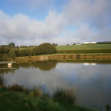 Сasa de vacaciones Beautiful In With Garden *