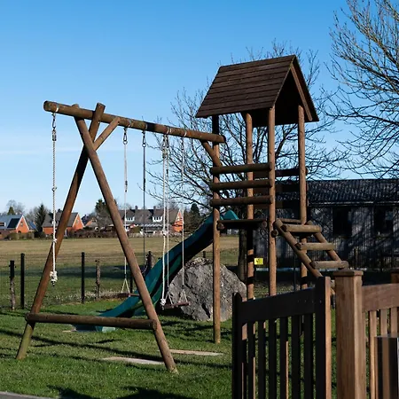 Beautiful In With Garden Cul-des-Sarts