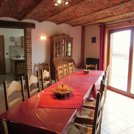 Beautiful In Cul Des Sarts With Garden Cul-des-Sarts