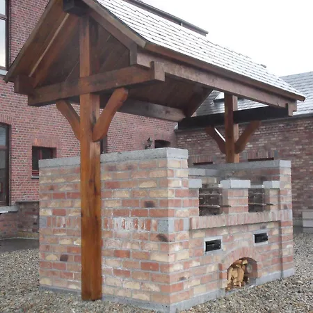 Сasa de vacaciones Beautiful In With Garden