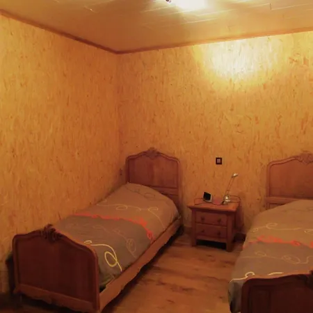 Beautiful In With Garden Cul-des-Sarts